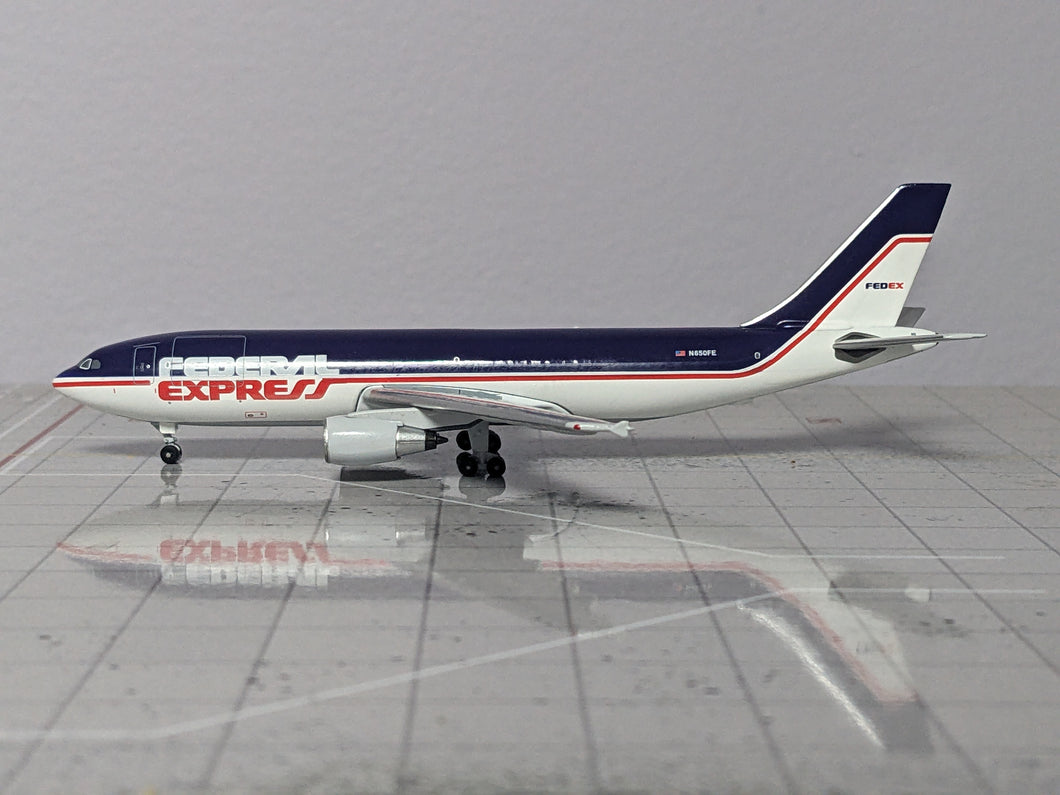 1:400 AEROCLASSICS FEDEX A300 N650FE