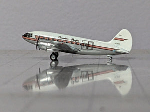 1:400 AEROCLASSICS CUSTOM CANADIAN PACIFIC C-46 CF-CZG