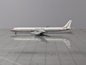 1:400 AEROCLASSICS CP AIR DC-8-63 CF-CPP