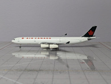 1:400 AEROCLASSICS AIR CANADA A340 C-FYLC