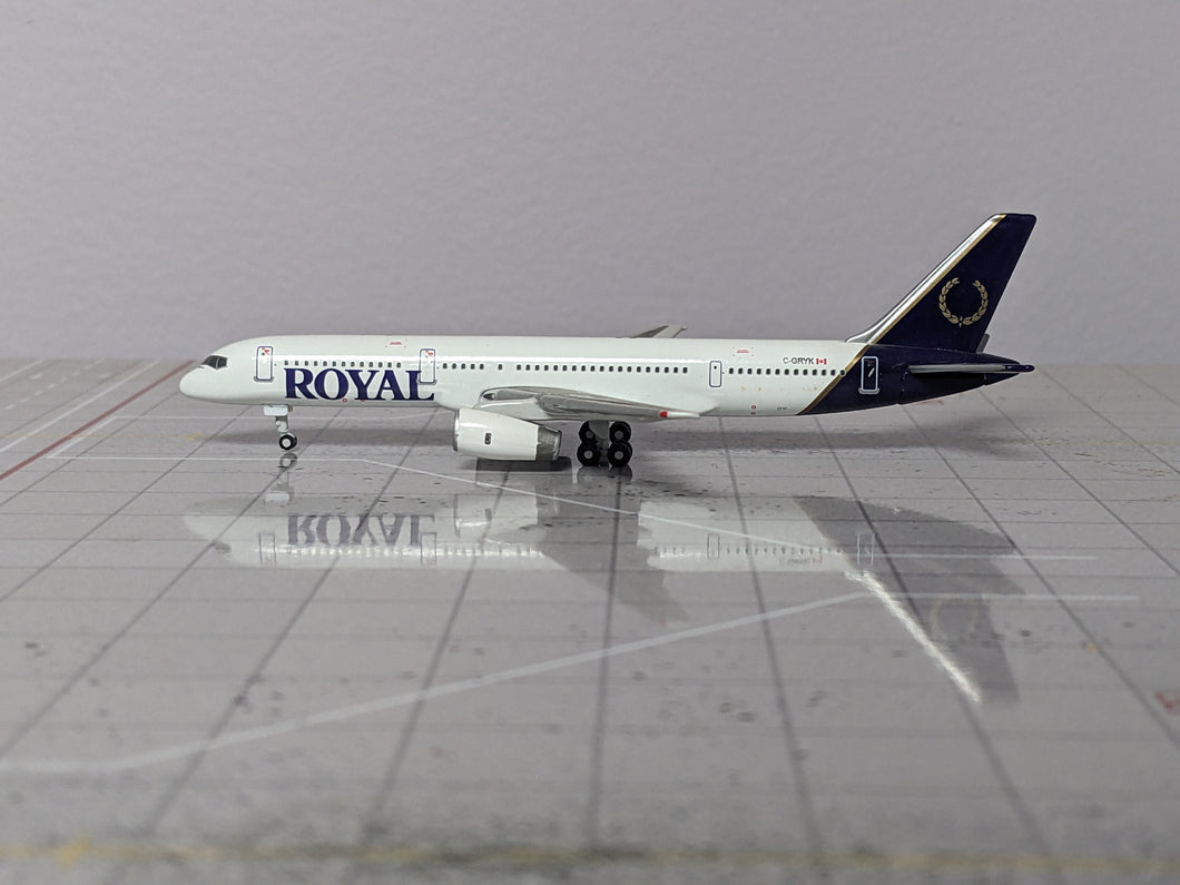 (c) 1:400 GEMINI ROYAL B757-200 C-GRYK