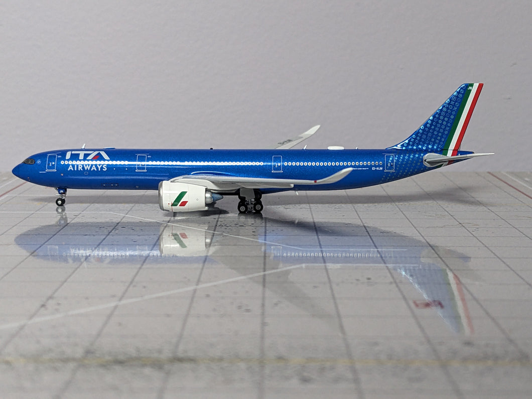 1:400 AV400 ITA A330-900neo EI-HJN