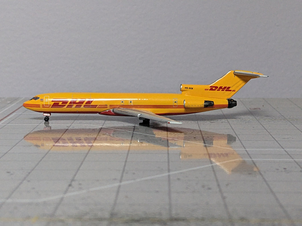 1:400 AEROCLASSICS DHL B727-200 HS-SCK