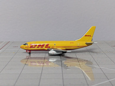 1:400 AV400 DHL B737-200 9M-PML
