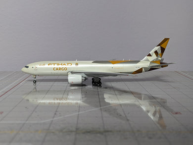 1:400 JC ETIHAD CARGO B777F A6-DDD