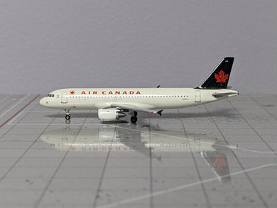 1:400 AEROCLASSICS AIR CANADA A320 C-FGYL