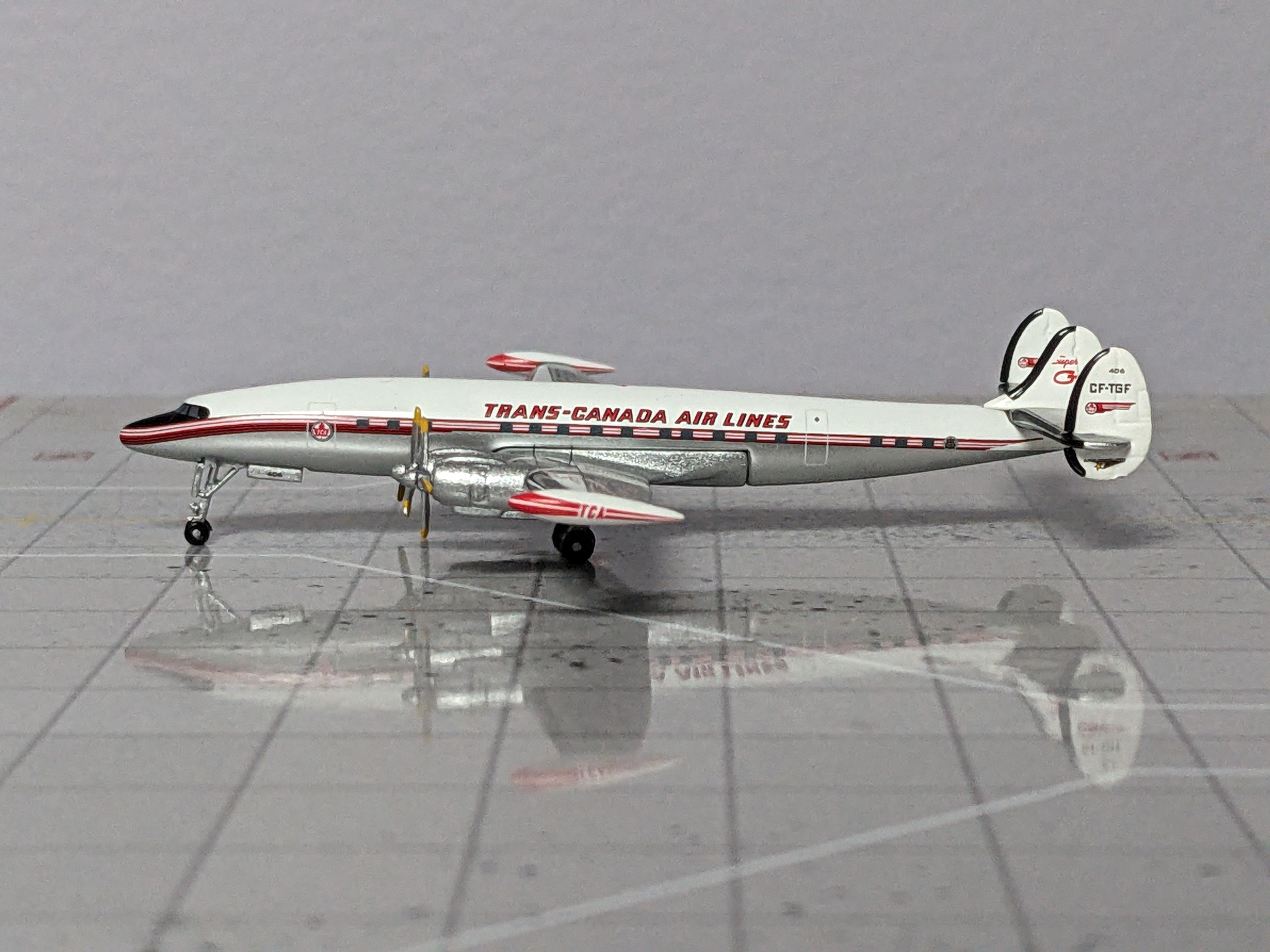 1:400 AEROCLASSICS TCA L-1049 CF-TGF