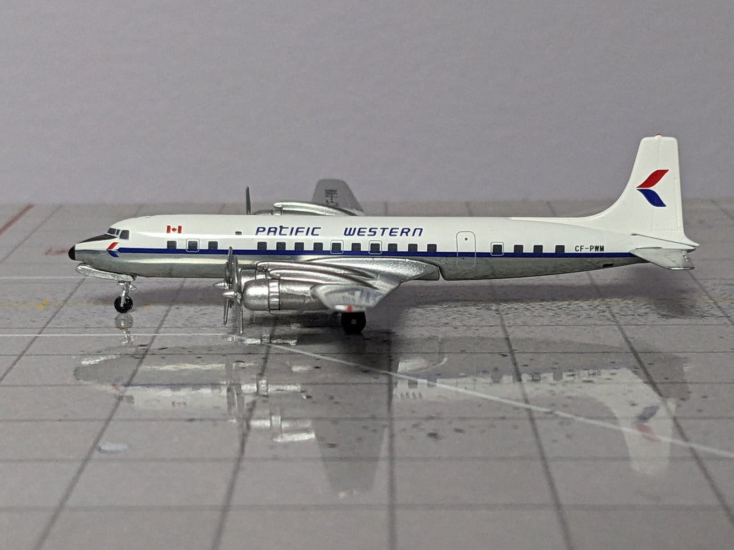 1:400 AEROCLASSICS PACIFIC WESTERN DC-7 CF-PWM