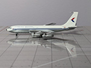 1:400 AEROCLASSICS PACIFIC WESTERN B707 CF-PWV