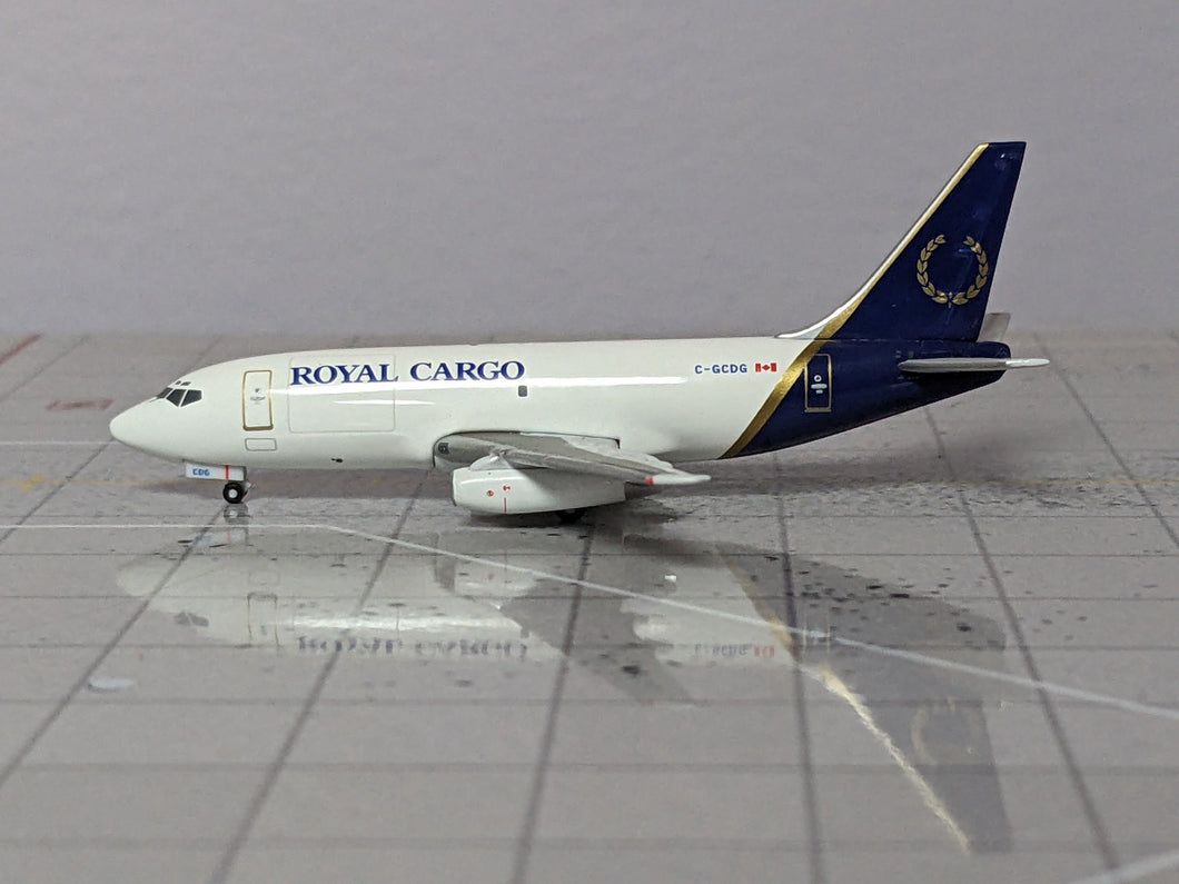 1:400 AEROCLASSICS ROYAL CARGO B737-200 C-GCDG