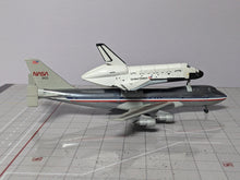Load image into Gallery viewer, 1:400 DRAGON NASA B747-100SCA W SPACE SHUTTLE COLUMBIA OV-102