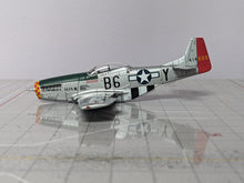 Load image into Gallery viewer, 1:72 DRAGON P-51 MUSTANG &quot;GLAMOROUS GLENNIS&quot;