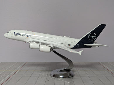 1:400 AV400 LUFTHANSA A380 D-AIMK