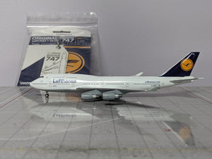 1:400 JC LUFTHANSA B747-400 D-ABTE with tag