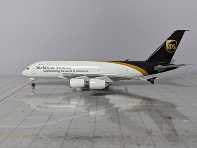 1:400 MAGIC UPS A380