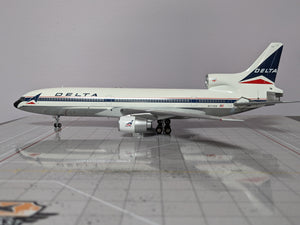 1:200 INFLIGHT DELTA L-1011 N717DA WIDGET