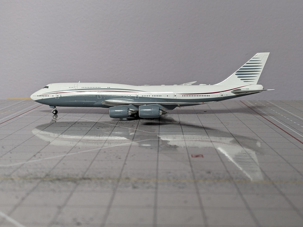 1:400 JC QATAR AMIRI FLIGHT B747-8