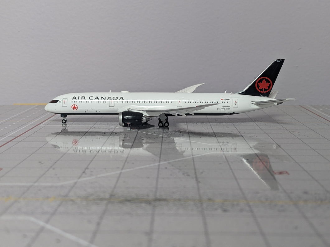 1:400 GEMINI AIR CANADA B787-9 C-FVND flaps down