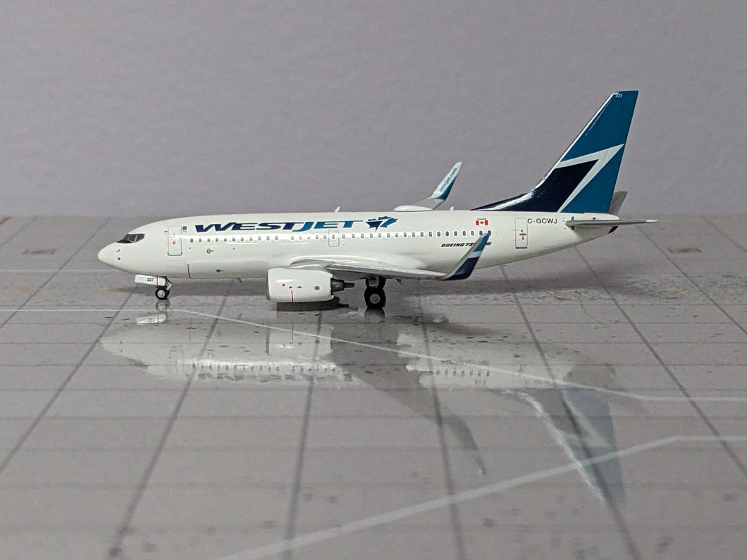 1:400 NG WESTJET B737-700 C-GCWJ