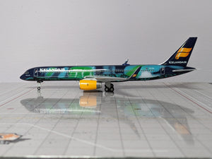 1:200 GEMINI ICELANDAIR B757-200 TF-FIU