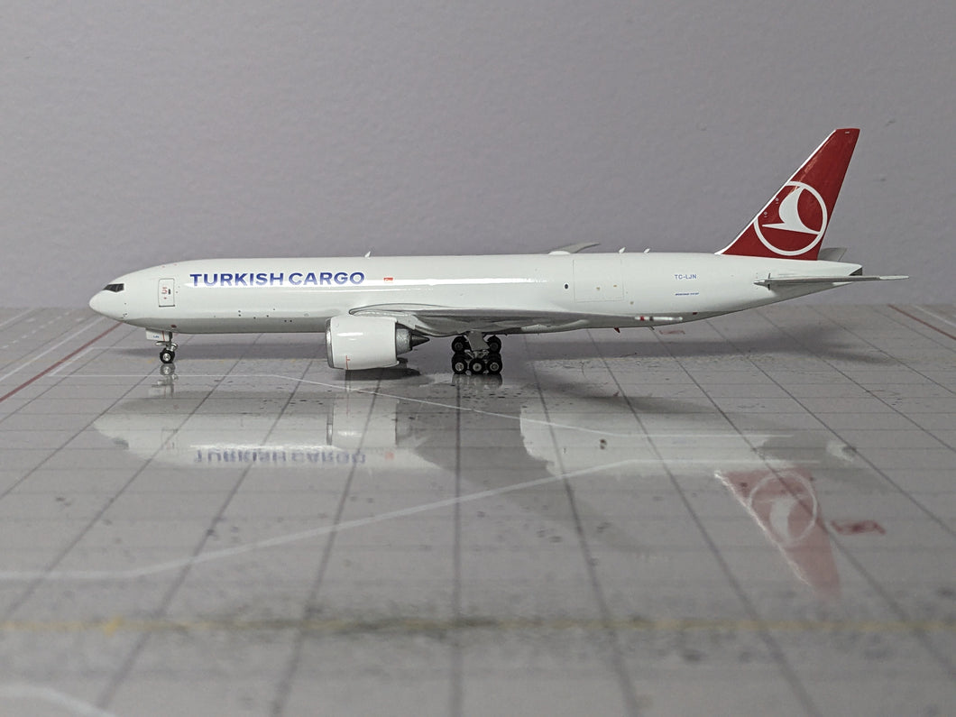 1:400 PHOENIX TURKISH CARGO B777-200F TC-LJN