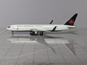 1:400 PHOENIX AIR CANADA B767-300F C-GXHI