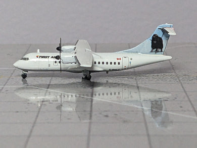 1:400 JC CUSTOM FIRST AIR ATR-42 C-GULU