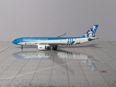 1:400 JC AEROLINEAS ARGENTINAS A330-200 LV-FVH 