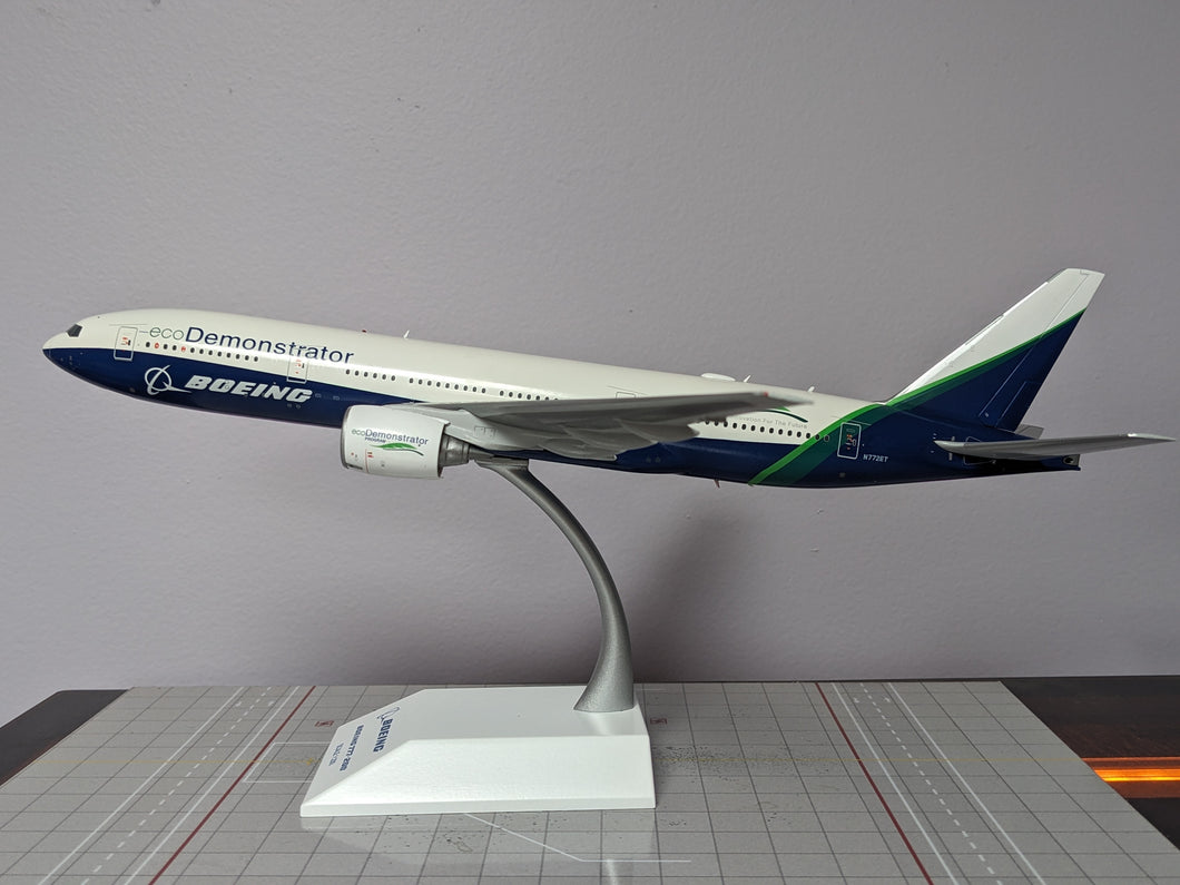 1:200 JC BOEING HOUSE B777-200 N772ET 