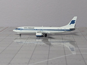 1:400 JC ICELANDAIR B737-400 TF-FIA