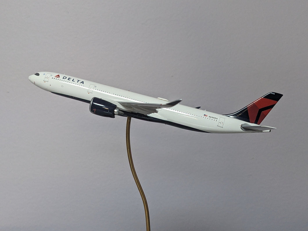 1:400 AV400 DELTA A330-900 N406DX