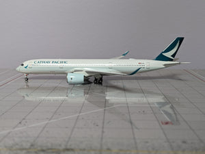 1:400 NG CATHAY PACIFIC A350-900 B-LRM