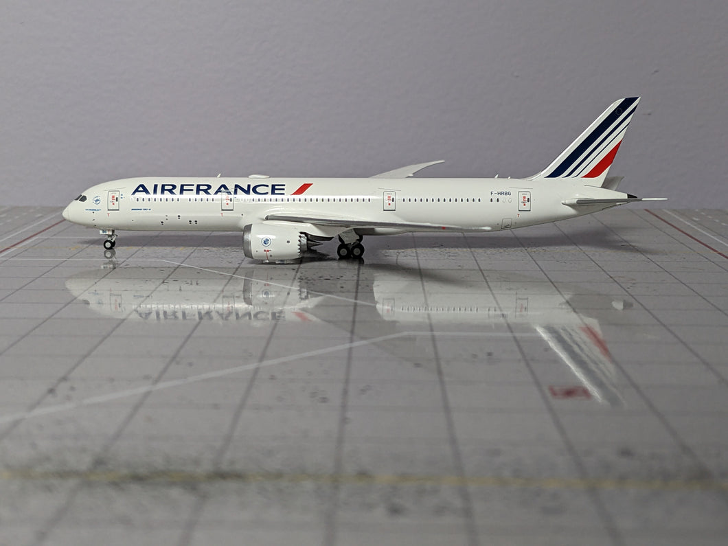 1:400 NG AIR FRANCE B787-9 F-HRBG