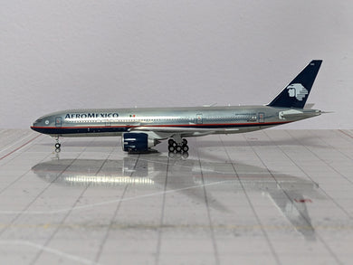 1:400 NG AEROMEXICO B777-200ER N745AM