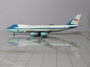 1:400 HERPA "AIR FORCE ONE" B747-200 28000