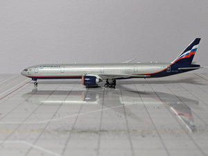 1:400 PHOENIX AEROFLOT B777-300ER VP-BPG