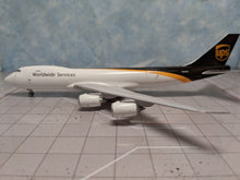 Load image into Gallery viewer, 1:400 GEMINI JETS UPS B747-8F N606UP Interactive Series