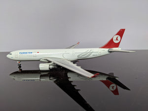 1:400 GEMINI TURKISH AIRLINES AIRBUS A330-200 TC-JNC
