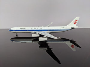1:400 AV400 AIR CHINA A340-300 B-2389