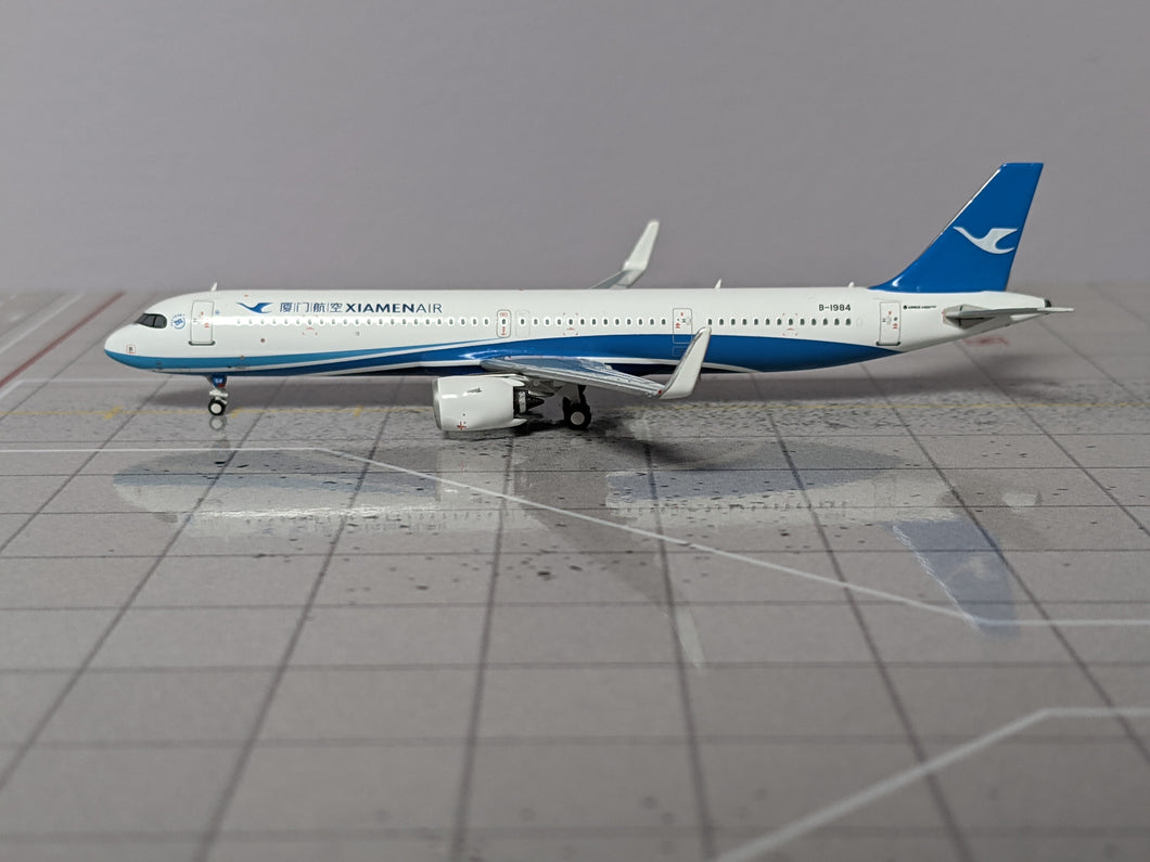 1:400 PANDA XIAMEN AIRLINES A321neo B-1984