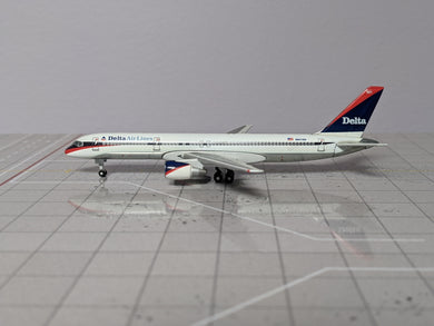 1:400 GEMINI DELTA B757-200 N601DN RON ALLEN