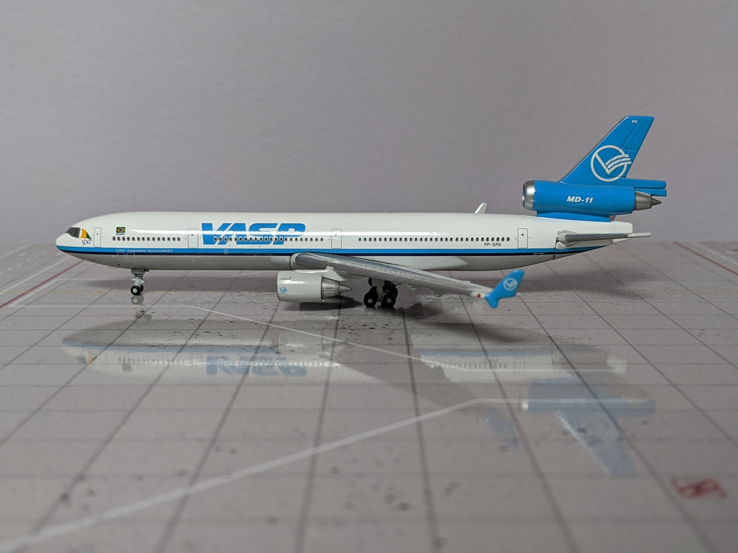 1:400 GEMINI VASP MD-11 PP-SPK