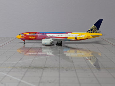 1:400 CONTINENTAL B777-200 N77014 'PETER MAX NYC 2000'