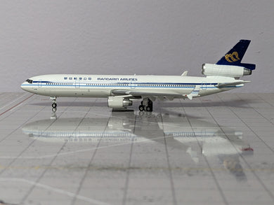 1:400 PHOENIX MANDARIN AIRLINES MD-11 B-152